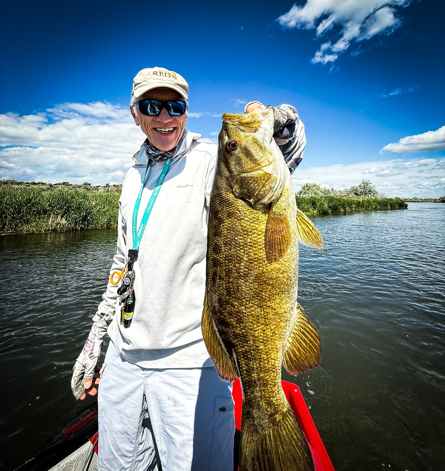 smallmouth bass guided fishing in eastern washington