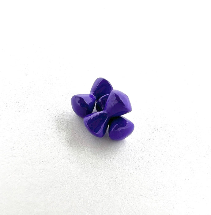 Aqua Flies Intruder Eyes – 4mm in deep purple, a proven favorite for steelhead and low-light water conditions.