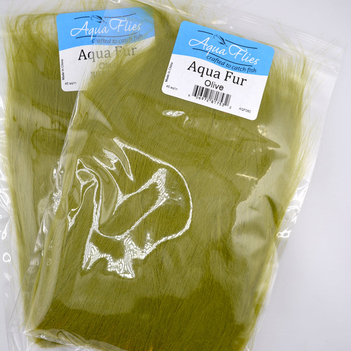 Aqua Fur fly tying material in Olive – synthetic dubbing fiber with natural movement and vibrant color.