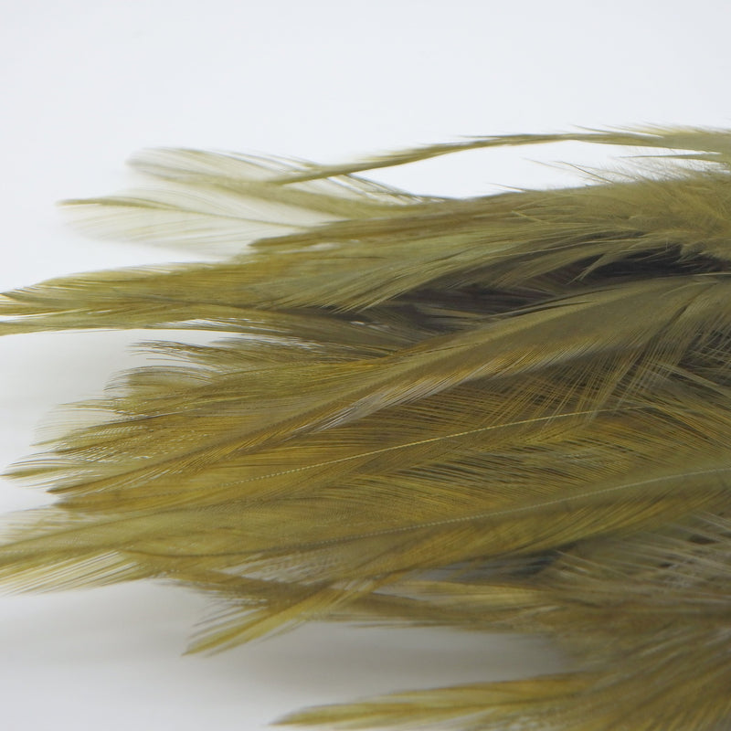 Dark olive Fish Hunter Saddle Hackle – rich green hackle feathers perfect for natural streamers, leeches, and olive steelhead flies.