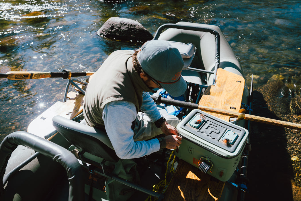 Tacky Grande Fly Dock - MagPad