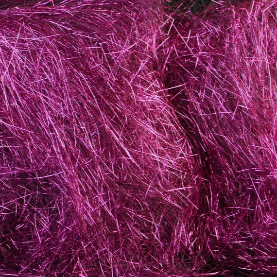 Hareline Ice Dub in Wine – reflective synthetic dubbing ideal for adding flash and color to nymphs, emergers, and streamers.