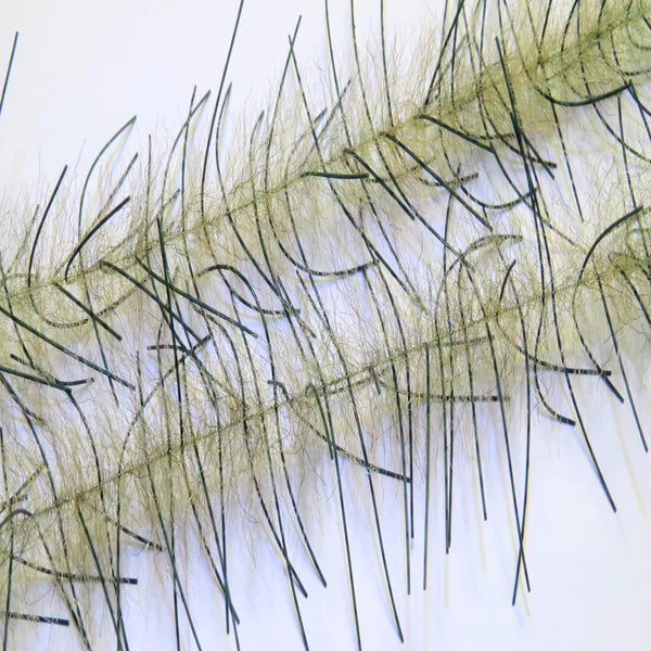 Livebait and olive Lively Legs Crustacean Brush by Just Add H2O – synthetic brush with built-in silicone legs for shrimp, crab, and crayfish patterns in natural tones.