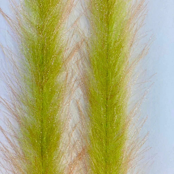 Glass minnow Mimic Faux Feather Brush – iridescent synthetic material perfect for clear-water baitfish patterns and flashy streamer bodies.