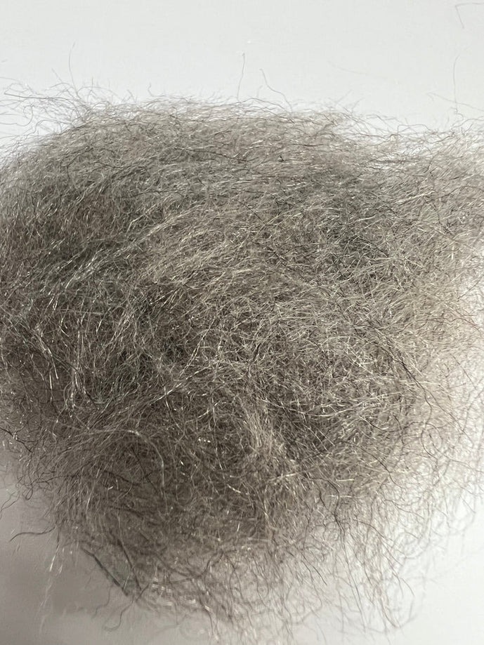Scud Grey Scud-Lisios Dubbing – cool gray shade ideal for midges, scuds, and sow bugs.