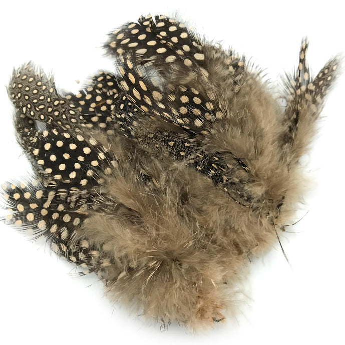 Hareline Strung Guinea Feather in Tan – soft tan feather with delicate black markings, ideal for natural and subtle fly designs.