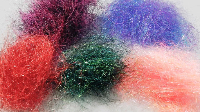Nature’s Spirit UV Tracer Dubbing – a synthetic, high-visibility dubbing blend with UV flash, ideal for fly bodies and hot spots.