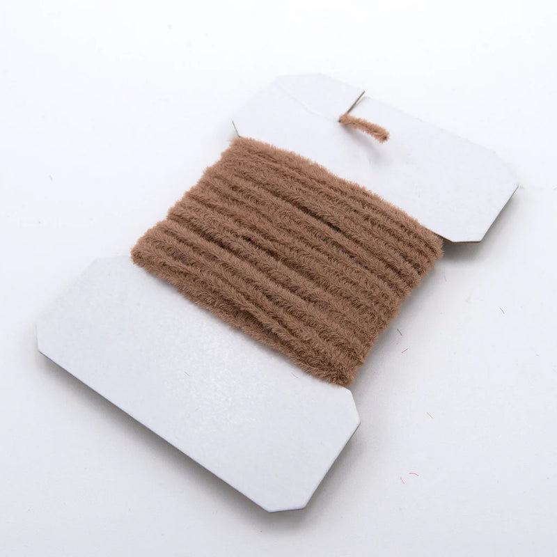 Ultra Chenille in worm brown – realistic, natural tone commonly used for aquatic worm and stonefly nymph patterns.
