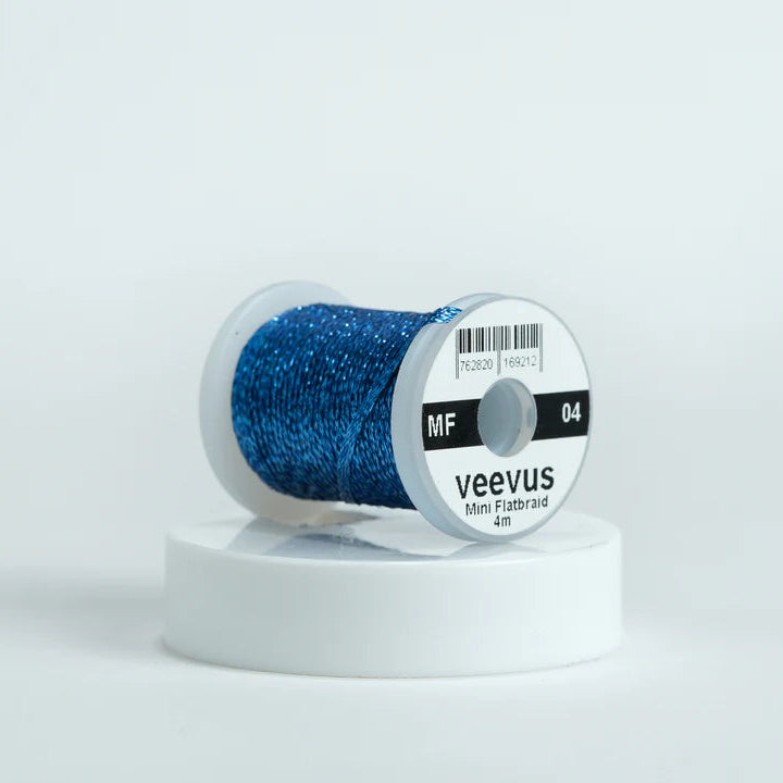 Veevus Mini Flat Braid in Navy Blue – adds a flat, highly reflective shimmer to fly patterns. Perfect for bodies, tags, and ribbing with a modern flash in navy blue.