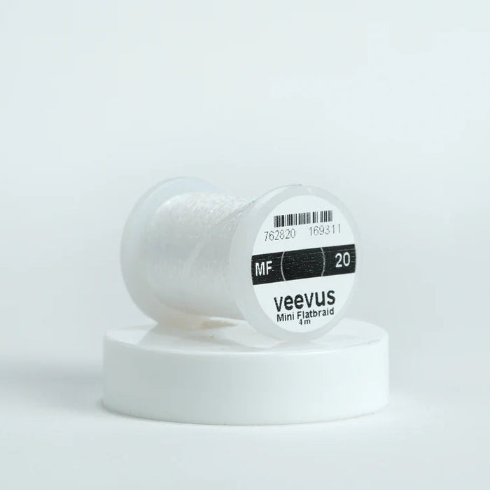Veevus Mini Flat Braid in White Pearl – adds a flat, highly reflective shimmer to fly patterns. Perfect for bodies, tags, and ribbing with a modern flash in white pearl.