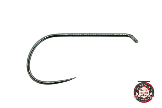 Umpqua XC120 BL-BN curved barbless scud and nymph hook in black nickel finish, heavy-wire design for shrimp, scud, and nymph fly patterns.