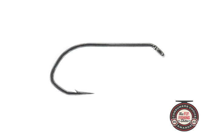 Umpqua X-Series XT050 Stubby T Hook in black nickel, short-shank 3X strong fly tying hook for streamers, mini-intruders, and articulated patterns.