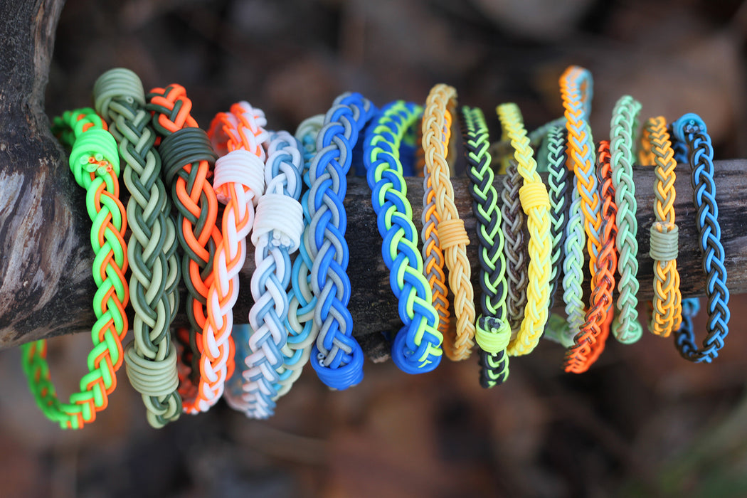 How to Make a Bracelet With Fishing Line